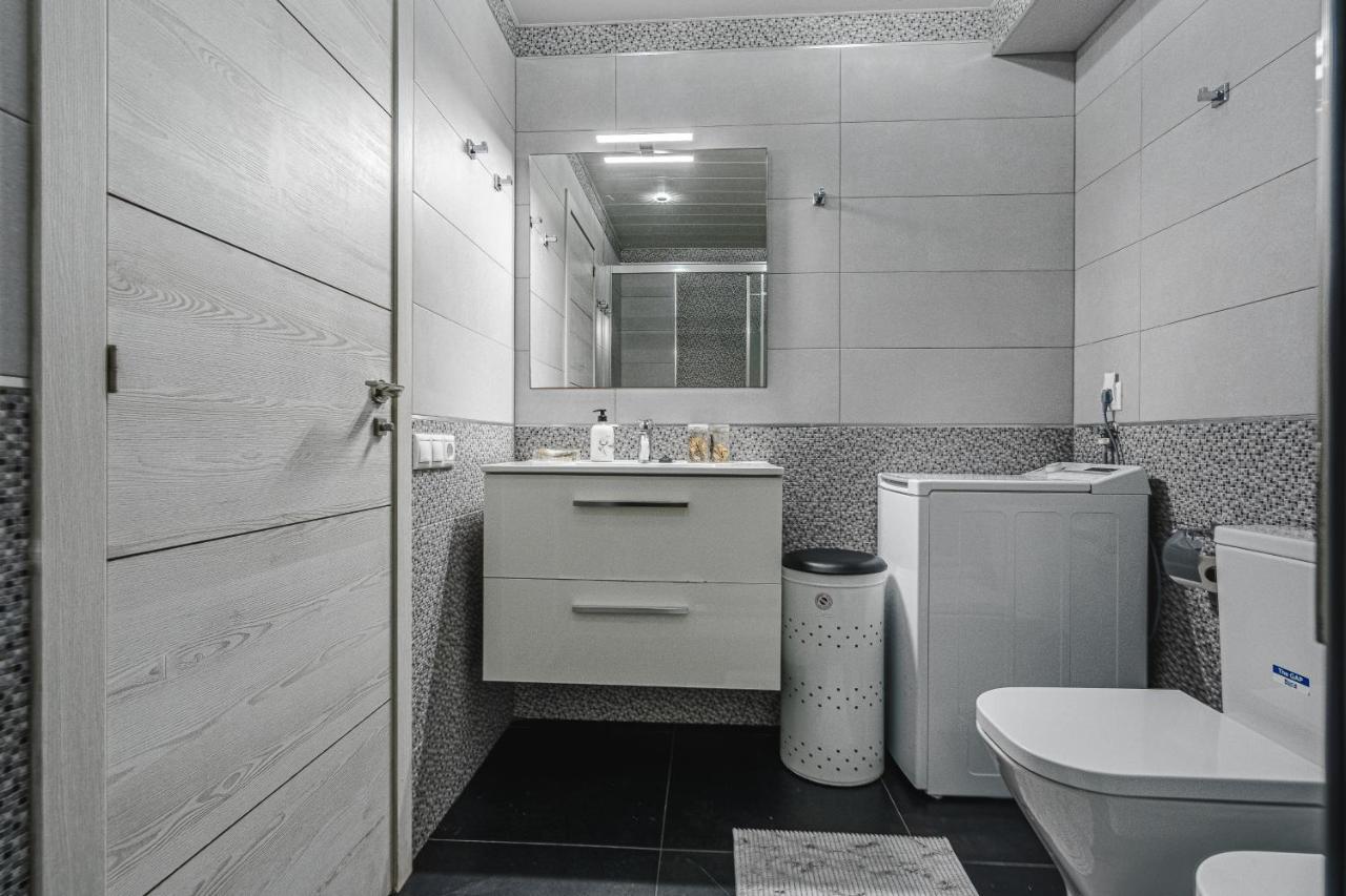 Amazing 3 Bedroom Apartment On The First Line Of The Best Las Americas Beach, Air Conditioner And Terrace Ocean View Playa de las Americas  Exteriör bild