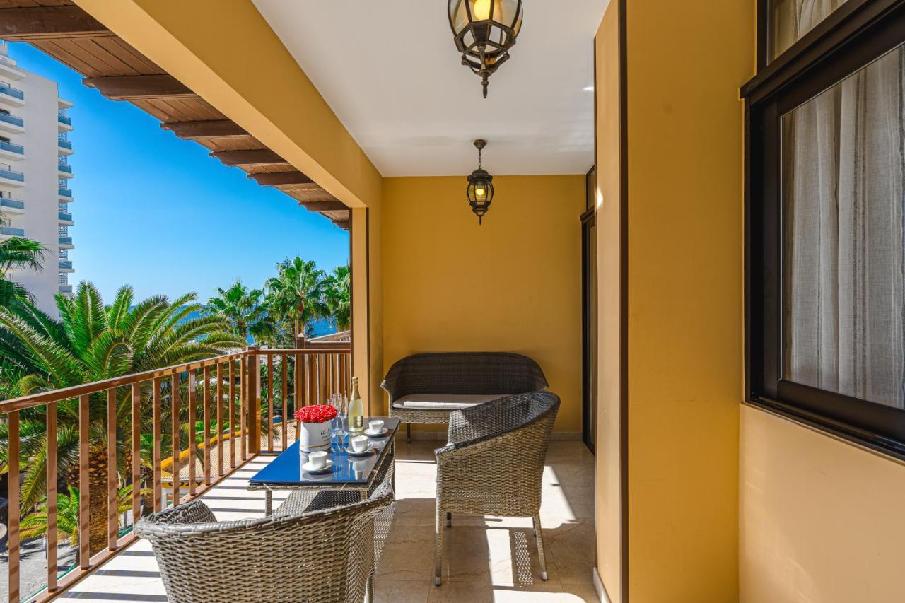 Amazing 3 Bedroom Apartment On The First Line Of The Best Las Americas Beach, Air Conditioner And Terrace Ocean View Playa de las Americas  Exteriör bild